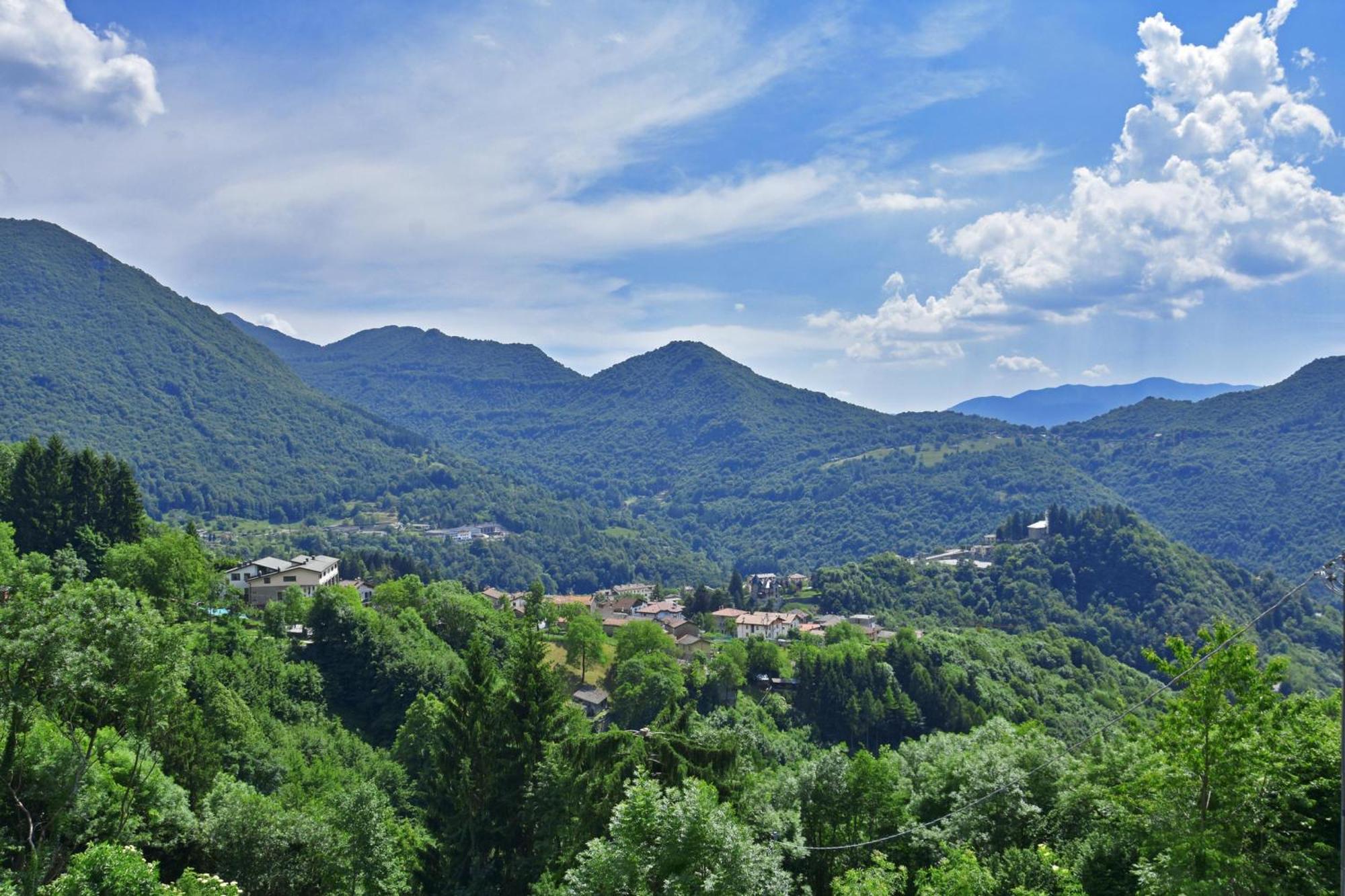 Casa Busso - Happy Rentals Esino Lario المظهر الخارجي الصورة