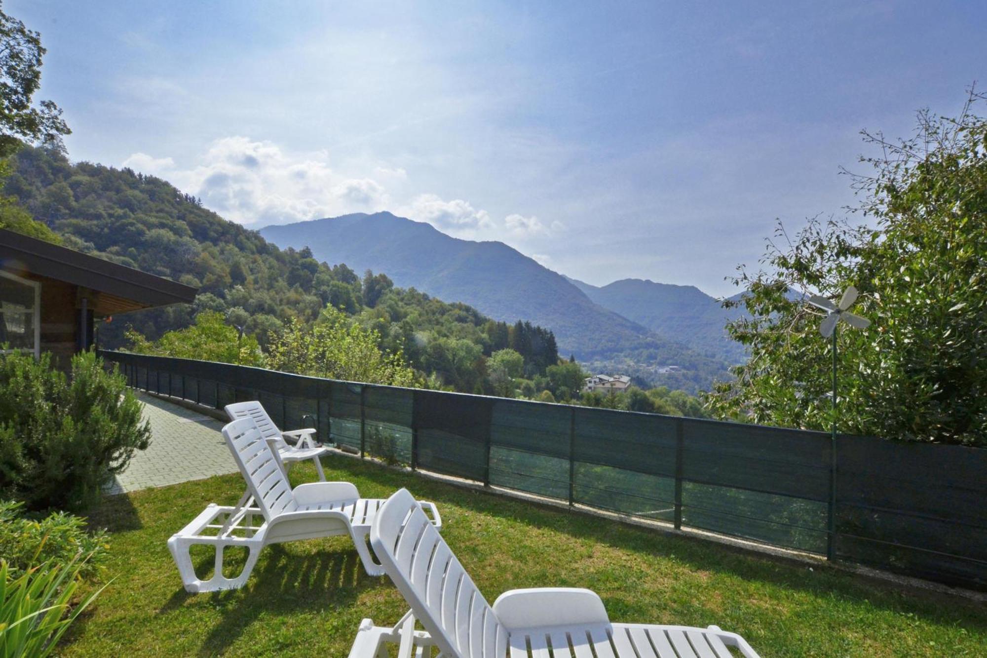 Casa Busso - Happy Rentals Esino Lario المظهر الخارجي الصورة