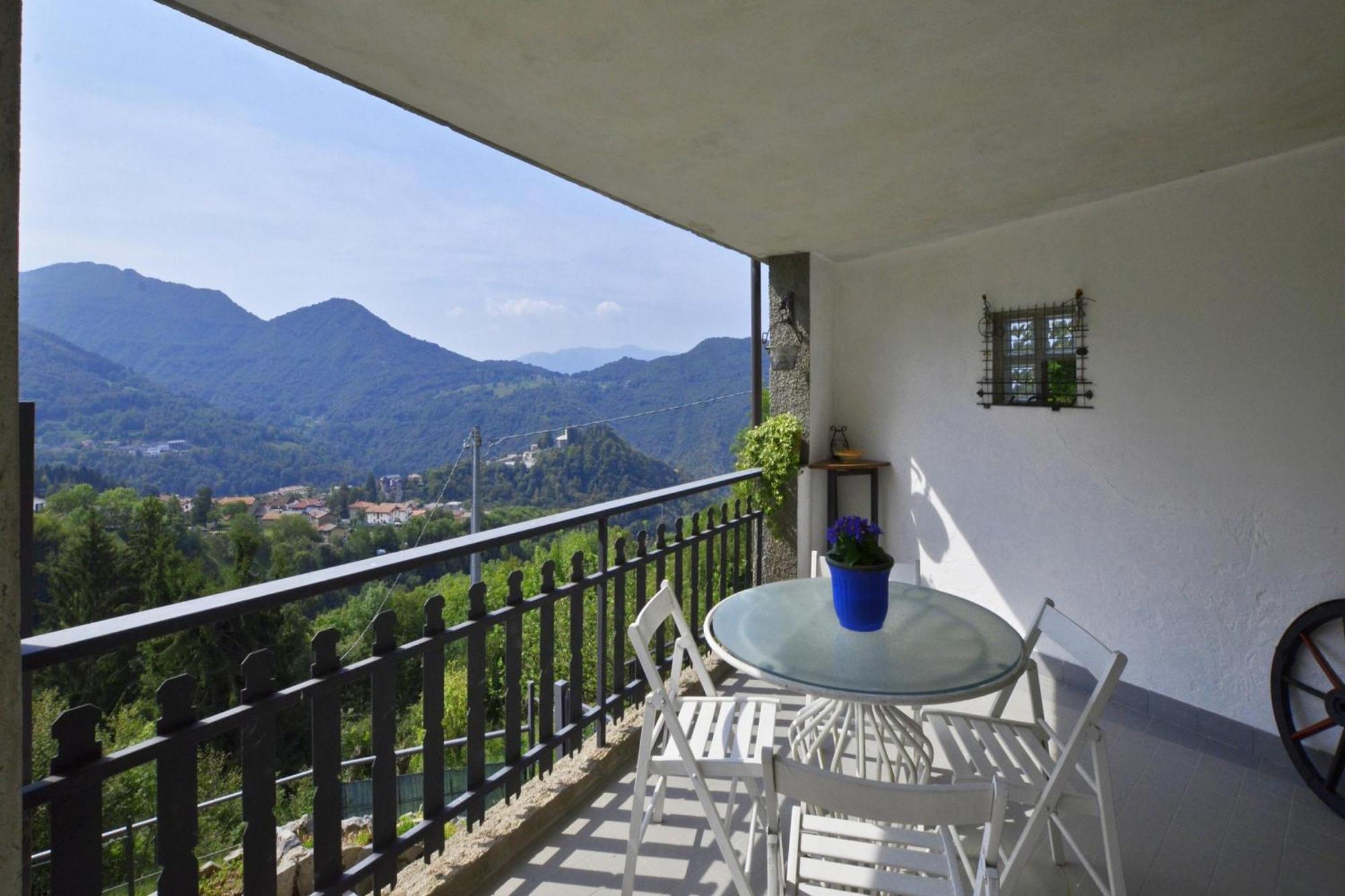 Casa Busso - Happy Rentals Esino Lario المظهر الخارجي الصورة